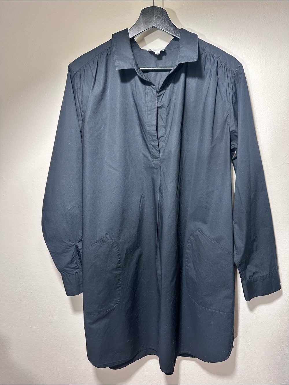 Sundays Black Button-Down Long-Sleeve Dress with pockets